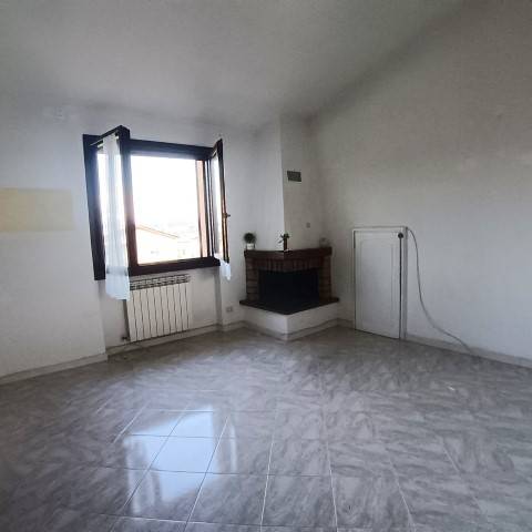 Appartamento a Sarzana in Strada Statale, 7 - Foto 2