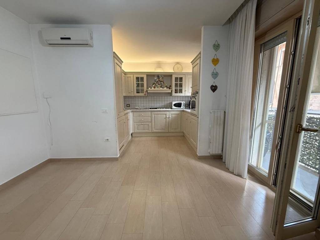Appartamento a Margherita di savoia in Via Acerina - Foto 2