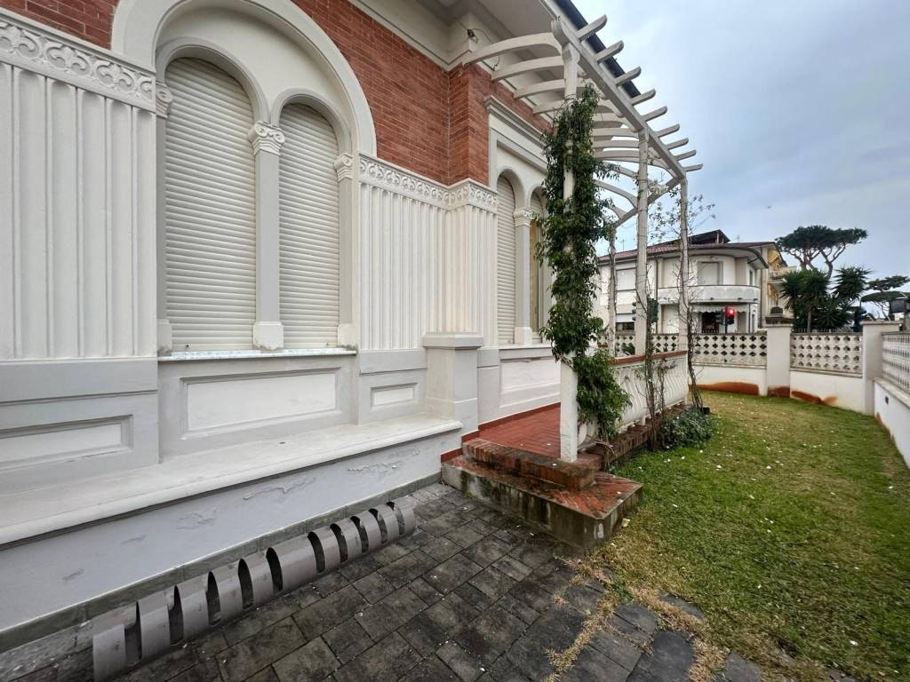 Villa a Camaiore in Via Italica, 36 - Foto 3