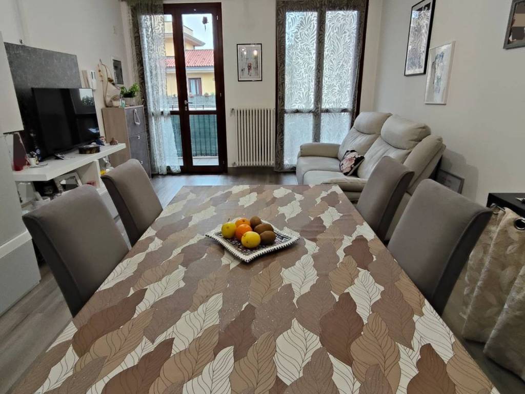 Appartamento a Samarate in Via Isonzo - Foto 5