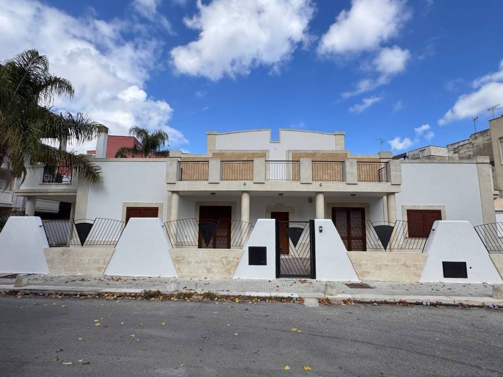 Villa a Lecce in Via Egidio Milinanni - Foto 2