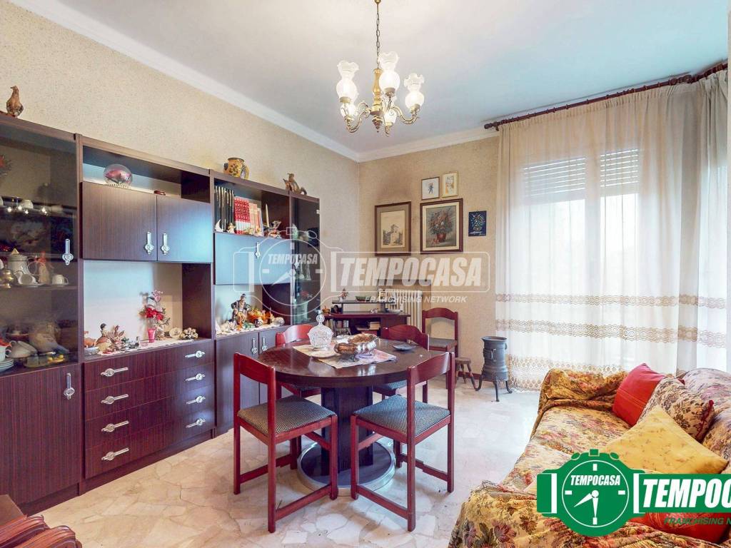 Appartamento a Alessandria in Corso Alfonso Lamarmora 53 - Foto 2