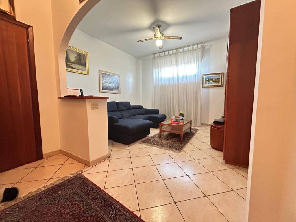 Appartamento a Scandicci in Via Luigi Cherubini - Foto 3