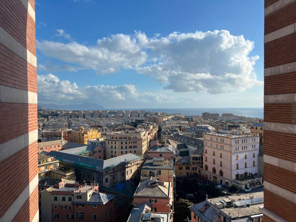 Appartamento a Genova in Via Gabriele D'Annunzio, 2 - Foto 4