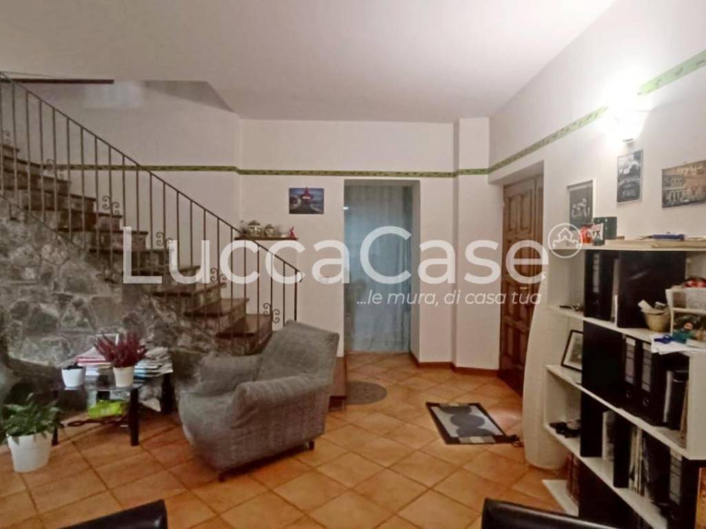 Casa indipendente a Barga in Via della Repubblica - Foto 3