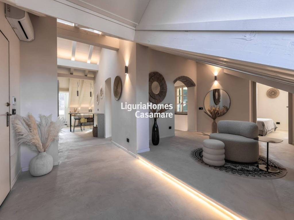 Appartamento a Albenga in Piazza Rossi, 1 - Foto 2