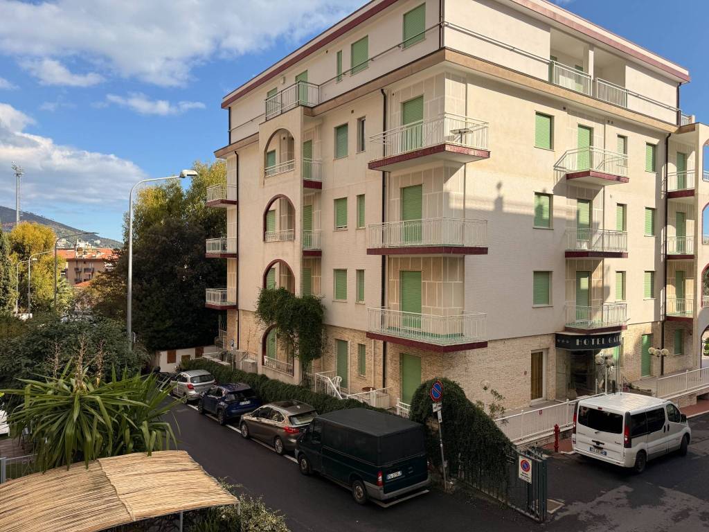 Appartamento a Alassio in Via Ignazio dell'Oro, 44 - Foto 4