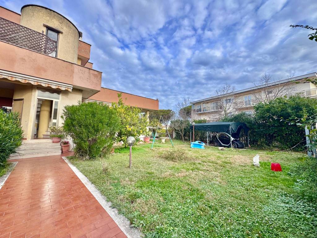Villa a Nettuno in Via Maiella - Foto 5
