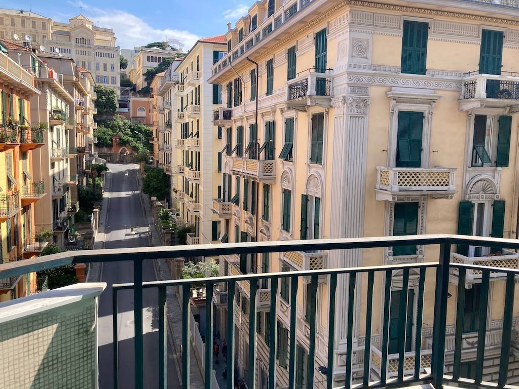 Appartamento a Savona in Corso Italia - Foto 3