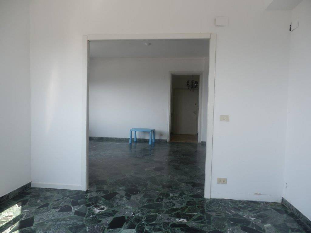 Appartamento a Savona in Via Chiappino - Foto 4