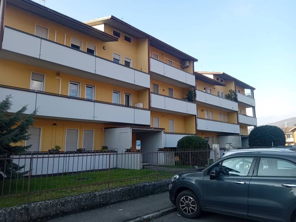 Appartamento a Bovezzo in Via Angelo Canossi, 11 - Foto 2
