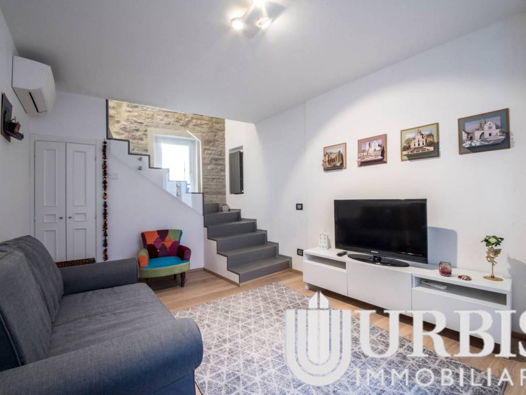 Casa indipendente a Assisi in Via Santa Maria delle Rose - Foto 3