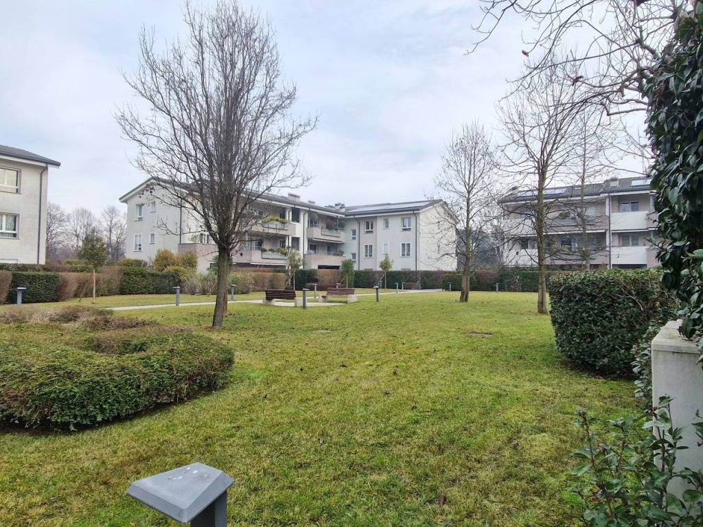 Appartamento a Cernusco sul naviglio in Via Monza, 128 - Foto 2
