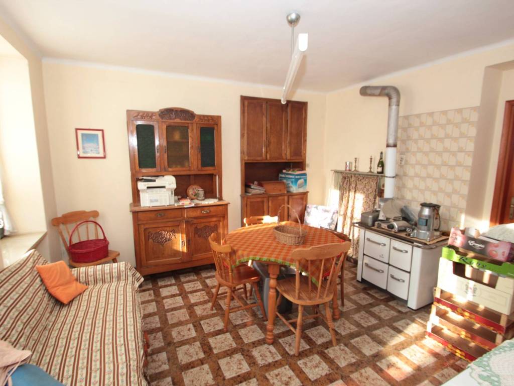 Villa a Miagliano in Via 4 Novembre, 4 - Foto 5