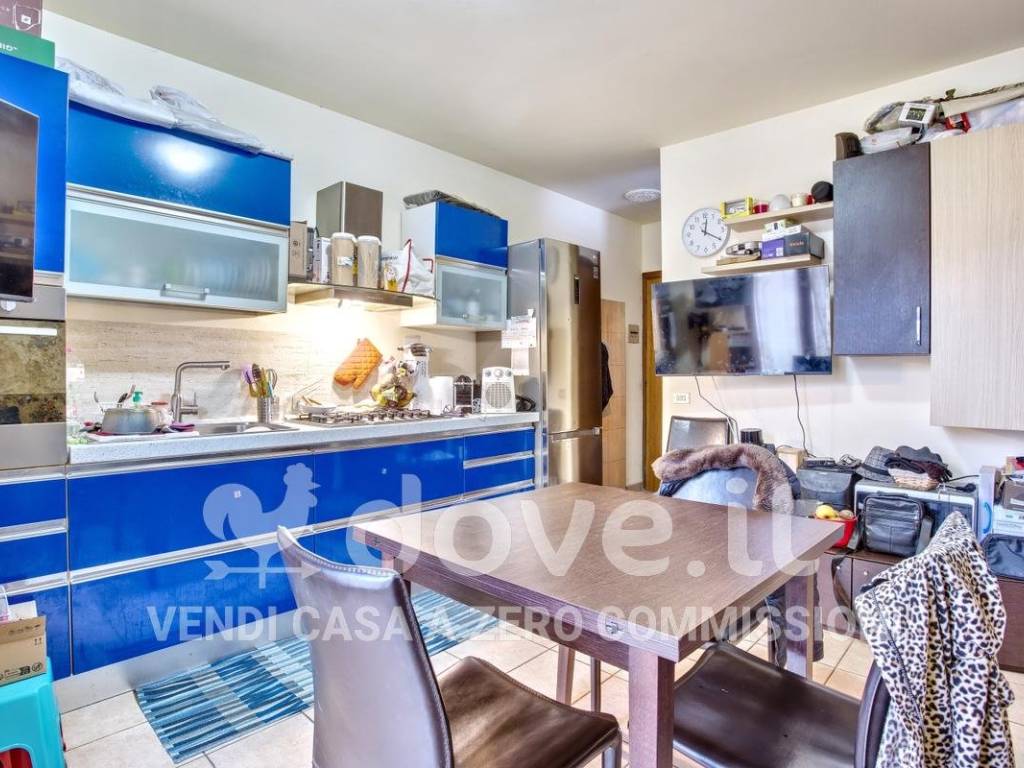 Appartamento a Luino in Via Creva, 44 - Foto 3