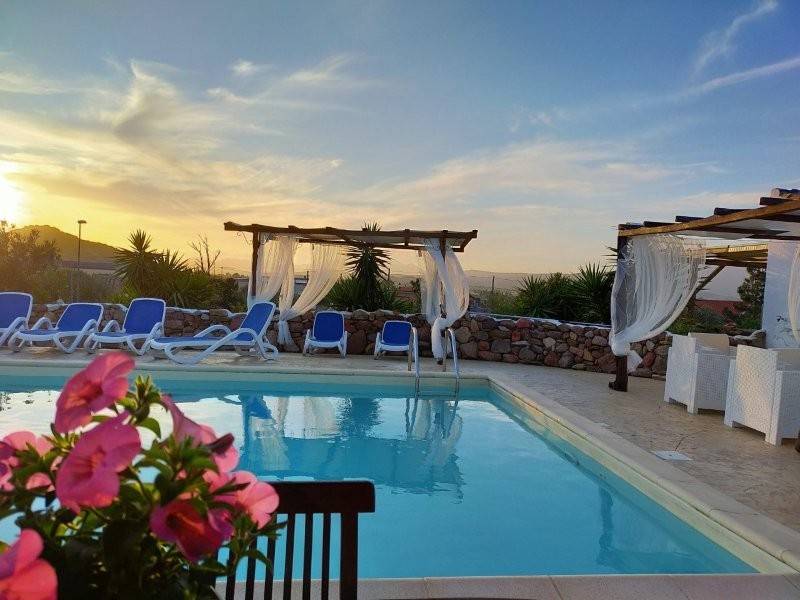 Villa a Piscinas in Via Is Useis, 17 - Foto 3