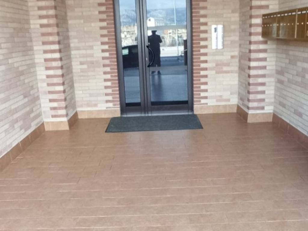 Appartamento a Manfredonia in Viale Ionio - Foto 2