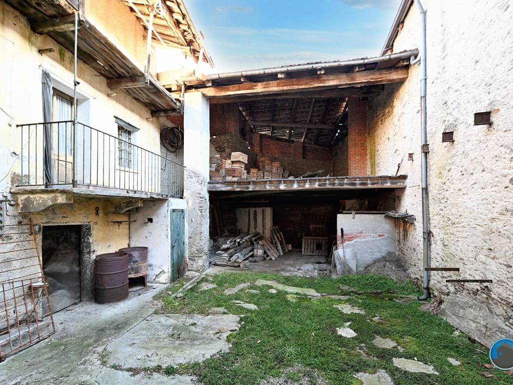 Rustico / casale a Barge in Via Paesana, 72 - Foto 2