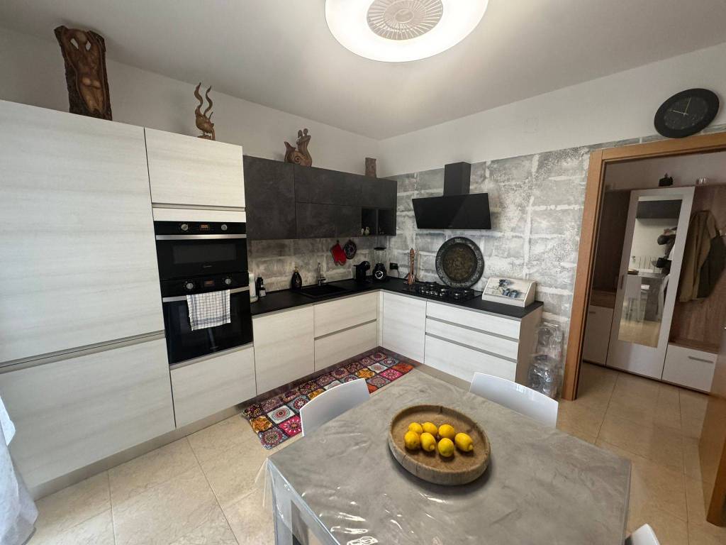 Appartamento a Martina franca in Via Donato Iacovazzo, 1 - Foto 4