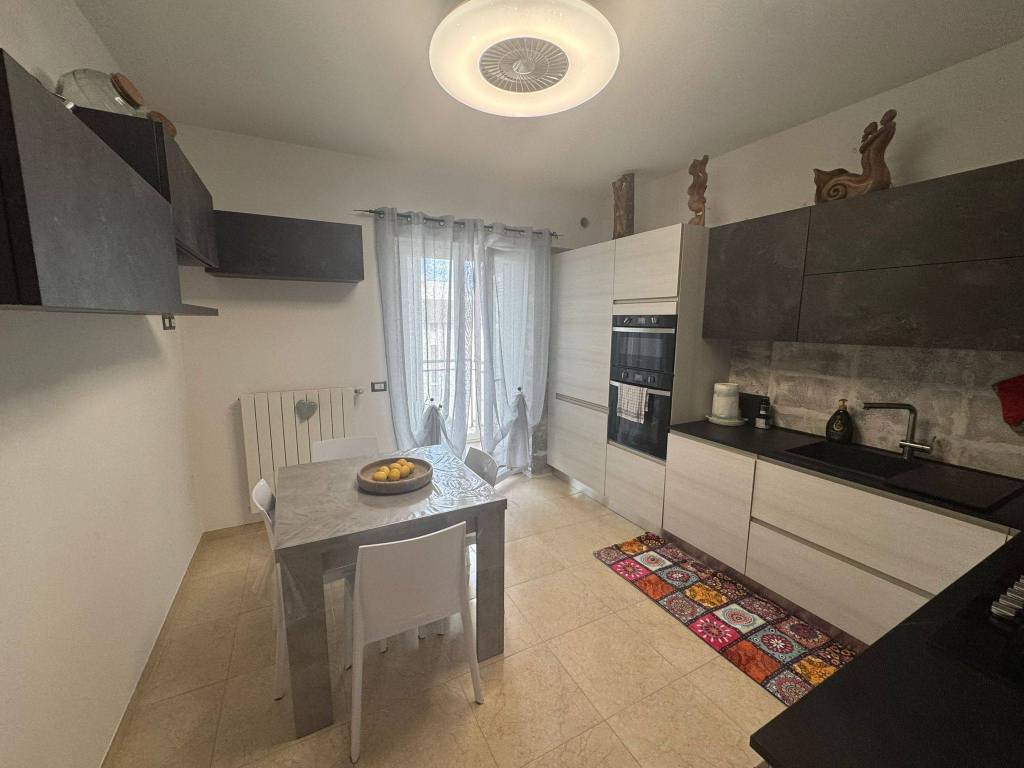 Appartamento a Martina franca in Via Donato Iacovazzo, 1 - Foto 5