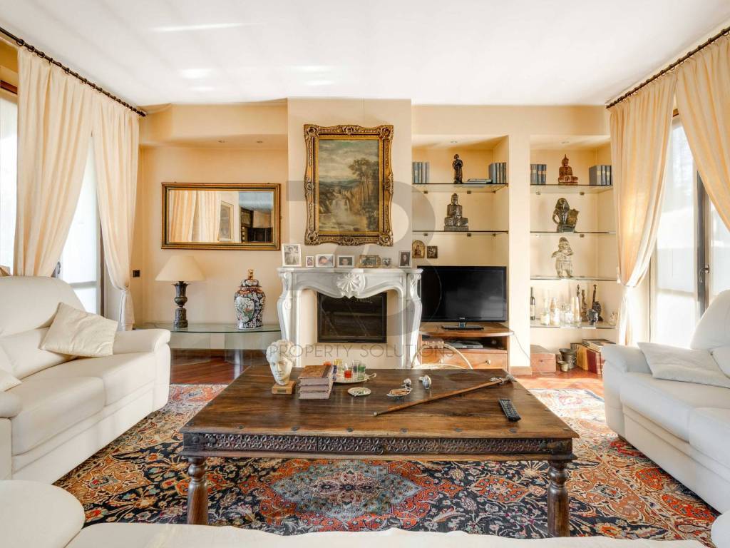 Villa a Cislago in Via Francesco Petrarca, 71 - Foto 4