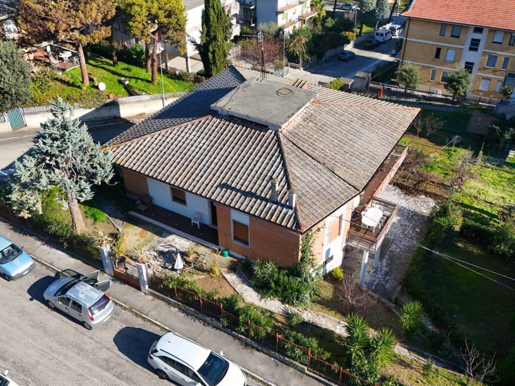 Villa a San benedetto del tronto in Via Santa Maria Goretti, 22 - Foto 5