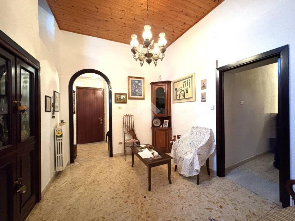 Appartamento a Catanzaro in LARGO PIANO GRANDE, 1 - Foto 4