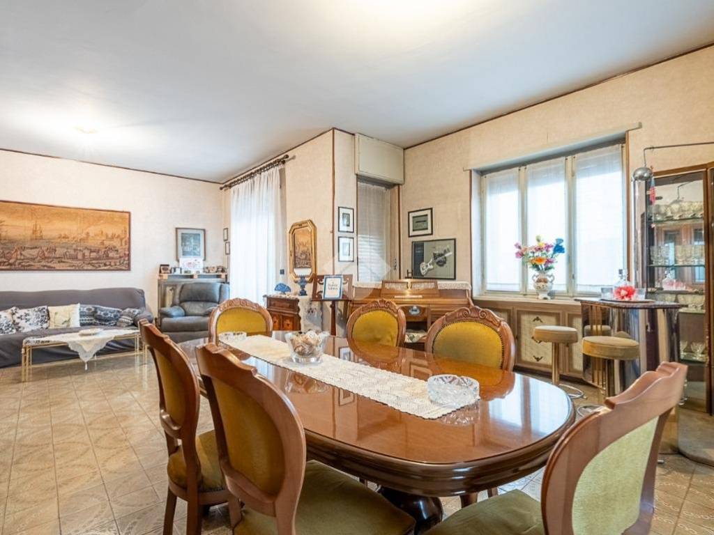 Appartamento a Collegno in Via Bardonecchia, 13 - Foto 3