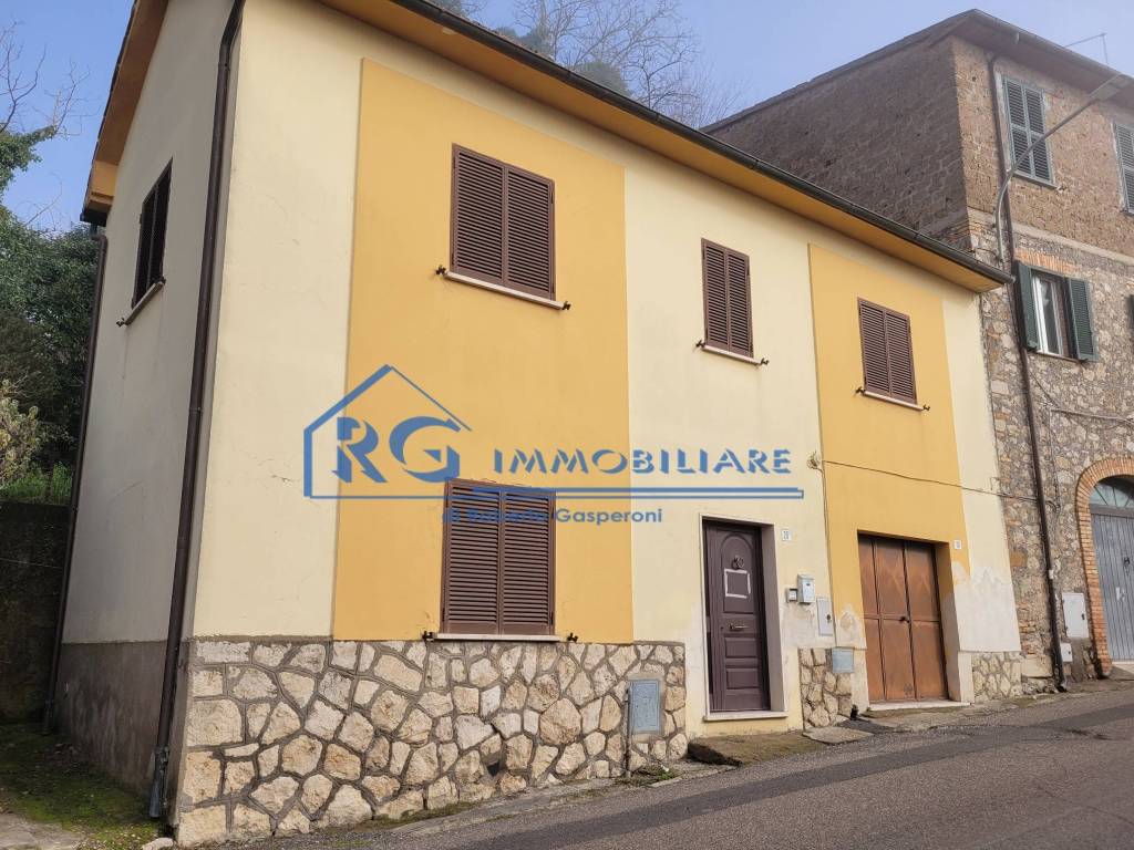 Casa indipendente a Castiglione in teverina in Via Provinciale - Foto 2