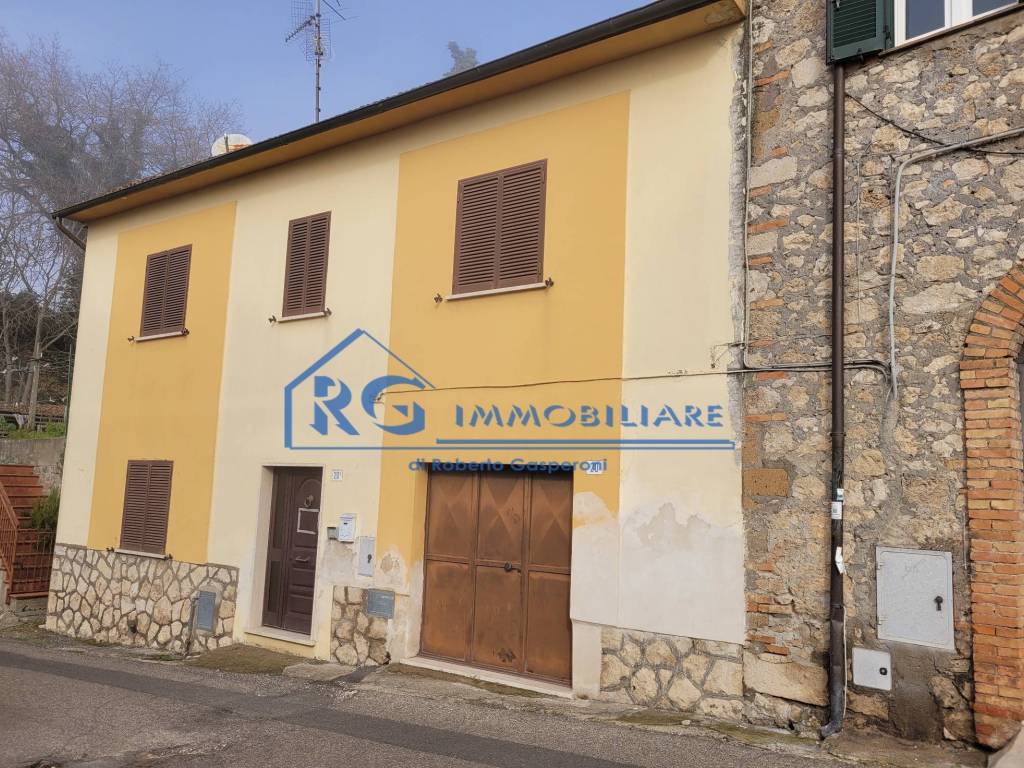 Casa indipendente a Castiglione in teverina in Via Provinciale - Foto 3