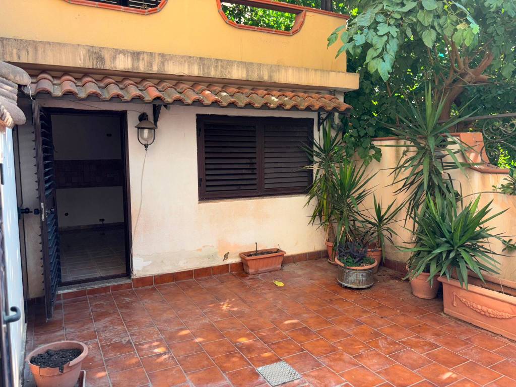 Appartamento a Reggio calabria in Via Sbarre Inferiori, 166 - Foto 3