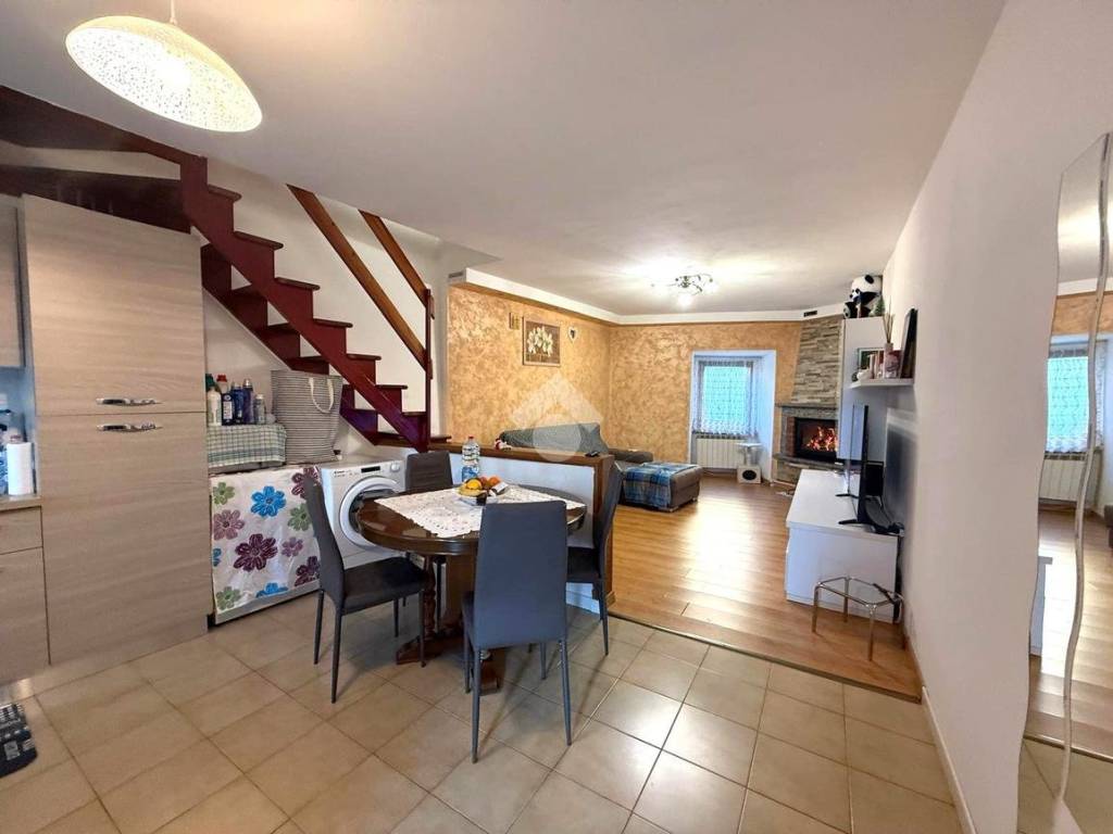 Casa indipendente a Pian camuno in Via Torre, 25 - Foto 4