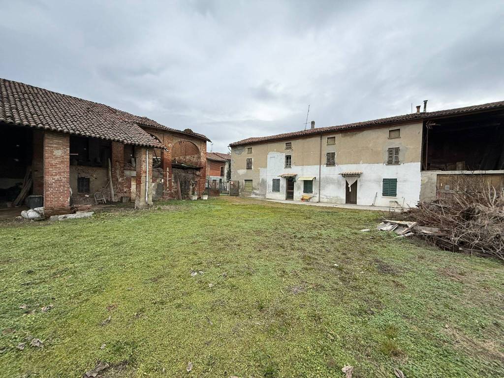 Casa indipendente a Alessandria in Strada Acqui - Foto 2