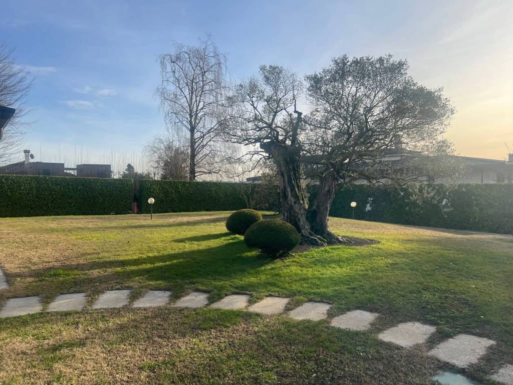Villa a Varese in Via San Carlo - Foto 3