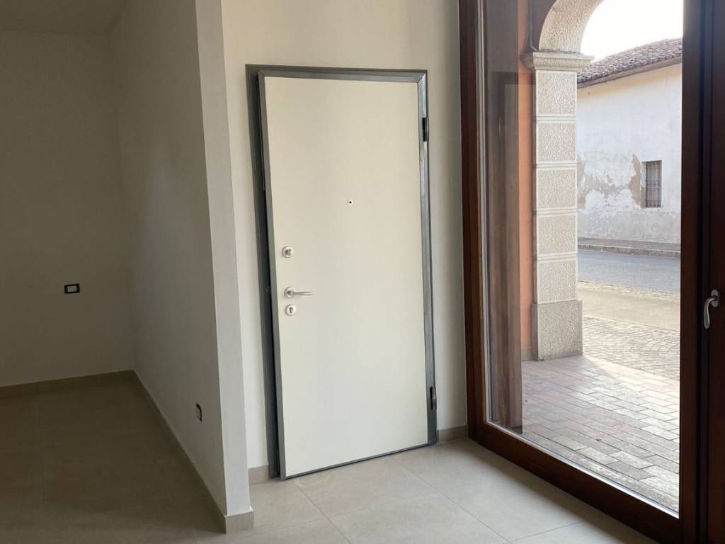 Appartamento a Ghedi in Via Cesare Battisti - Foto 4