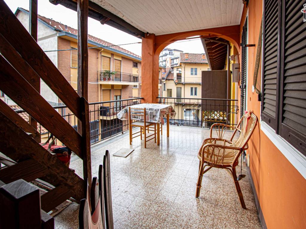 Casa indipendente a Giaveno in Piazza Francesco Molines, 42 - Foto 5