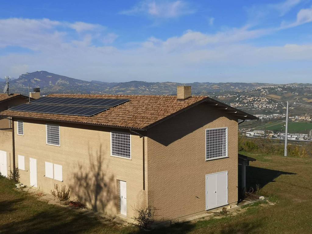 Villa a Controguerra in Strada Comunale Torretta - Foto 2