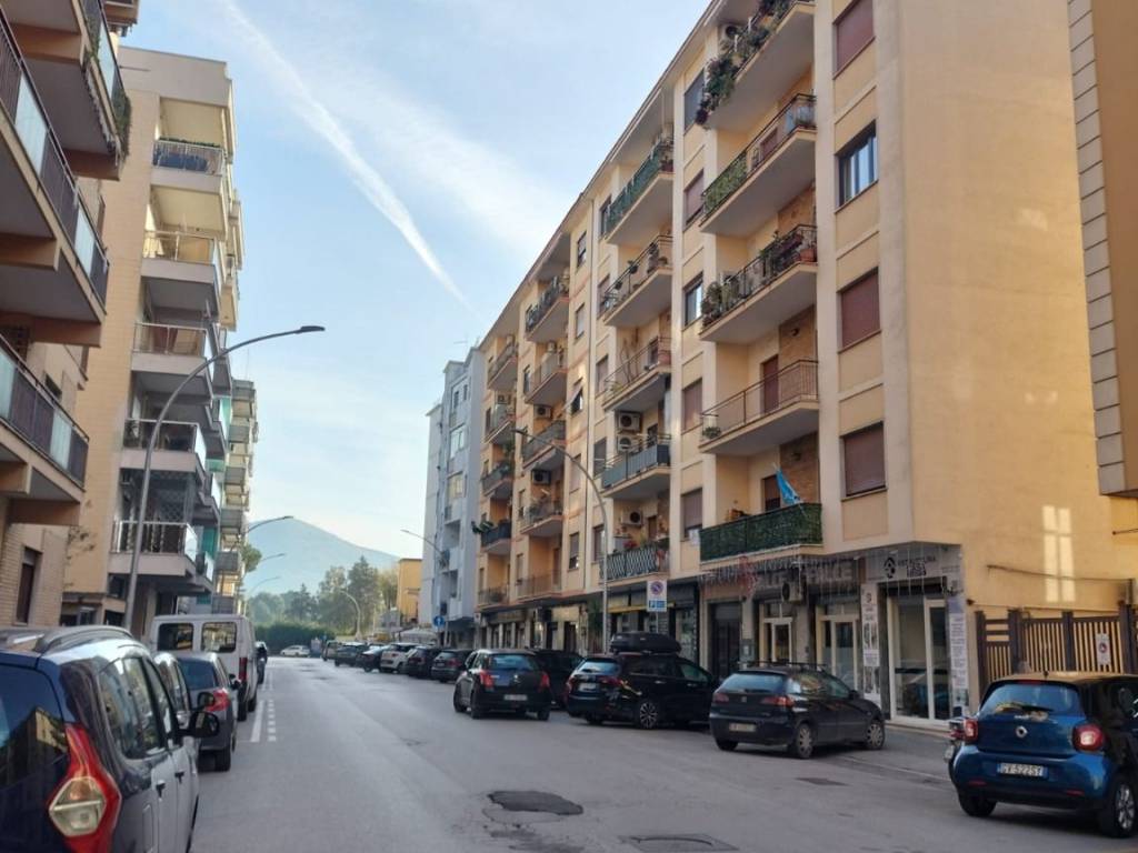 Appartamento a Caserta in Via Caduti sul Lavoro, 72 - Foto 2