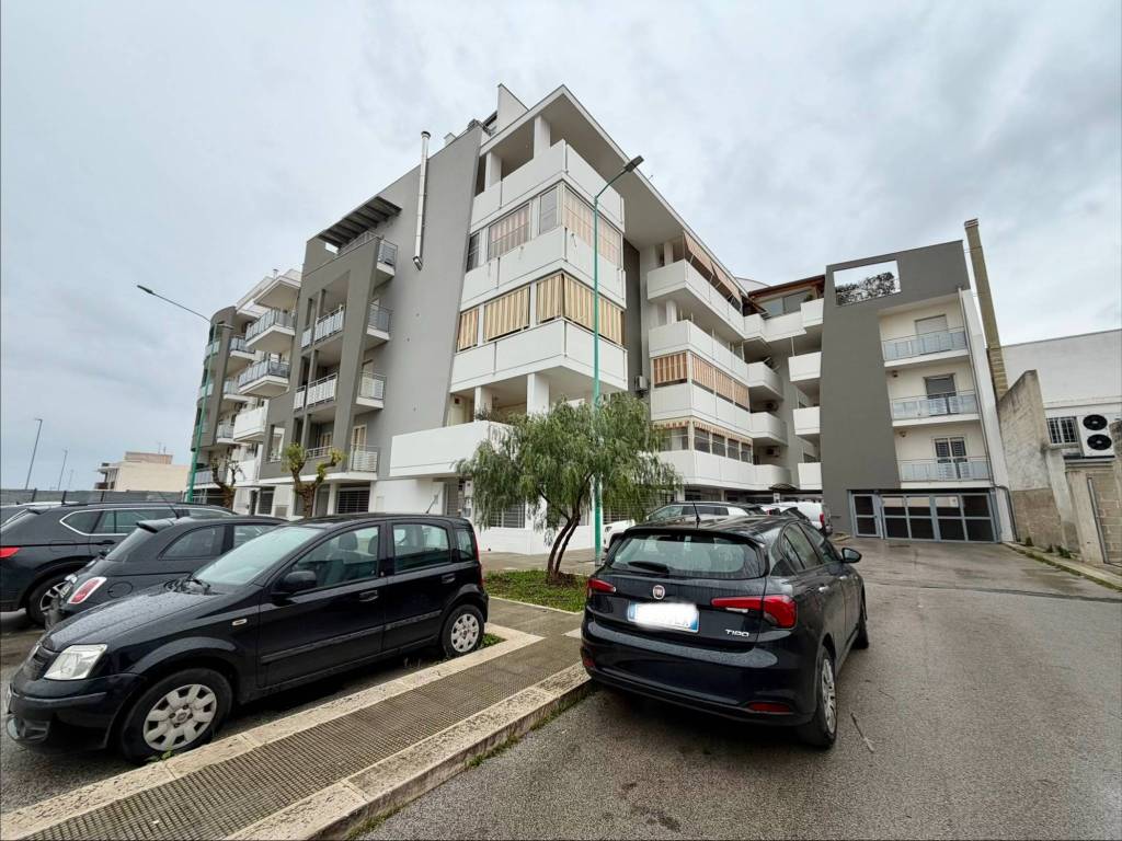 Appartamento a Bitetto in Via Giuseppe De Gennaro, 8 - Foto 4