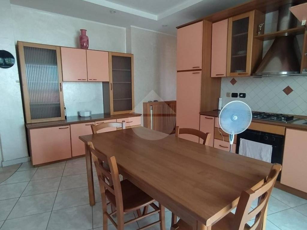 Appartamento a Minturno in Via Caracciolo Carafa - Foto 4