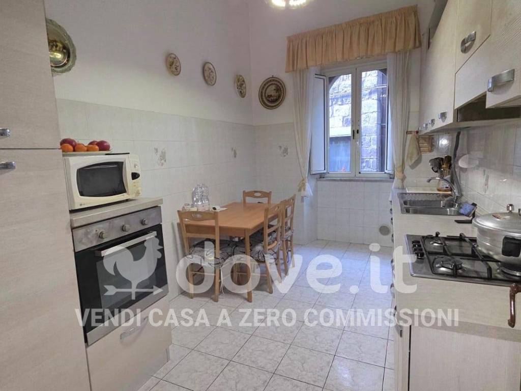 Appartamento a Viterbo in Via della Volta Buia - Foto 3