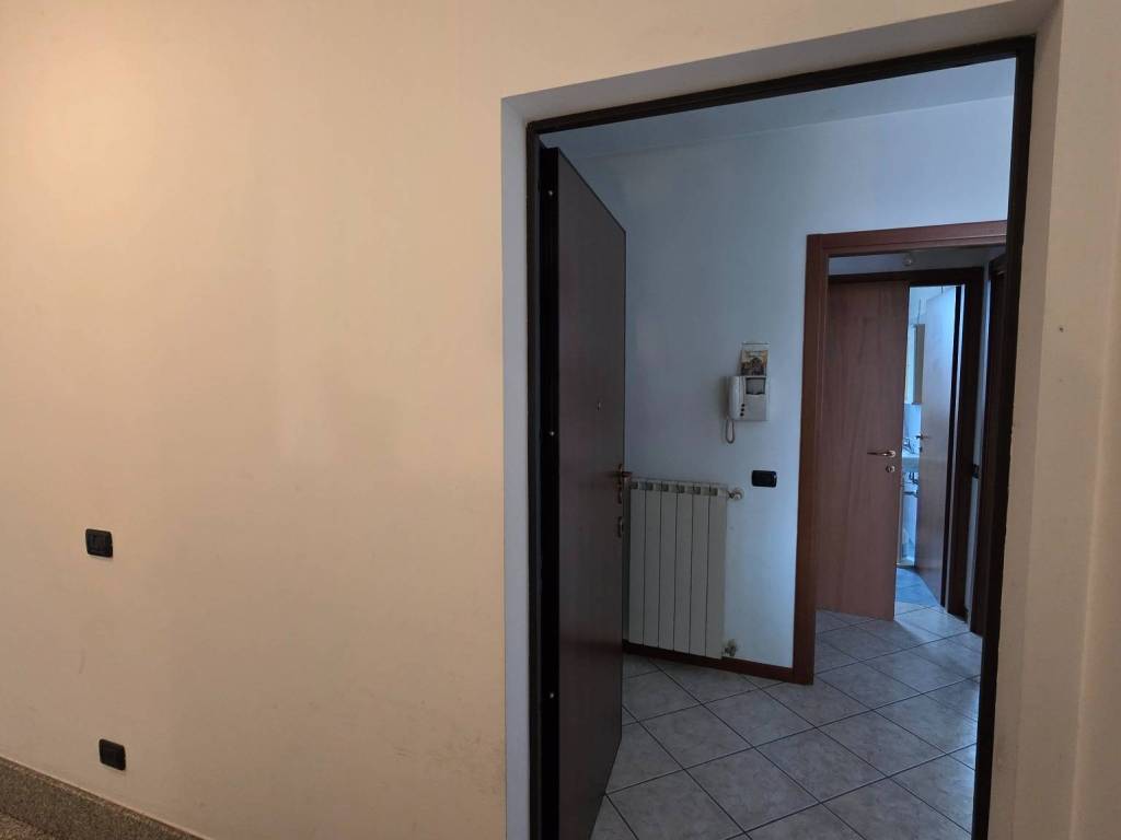 Appartamento a Gorla minore in Via Garibaldi , 1 - Foto 4