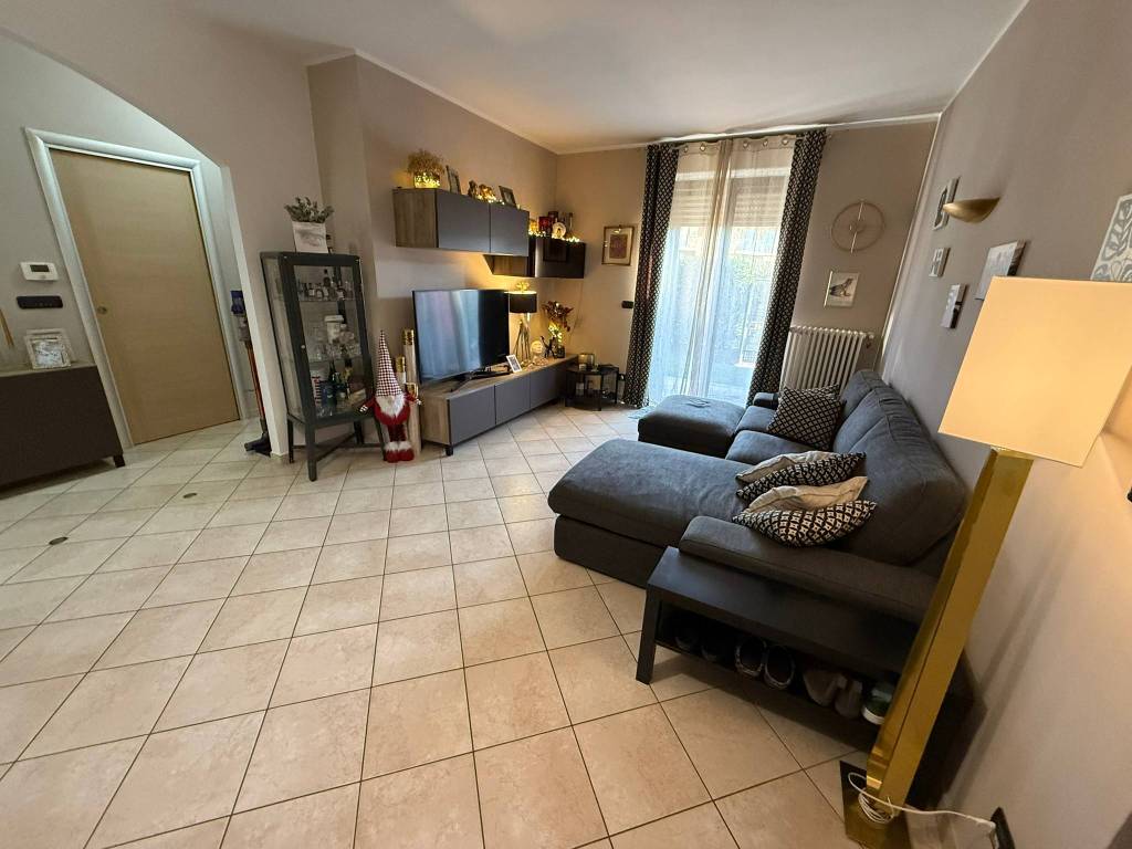 Appartamento a Alessandria in Via Luciano Raschio - Foto 5