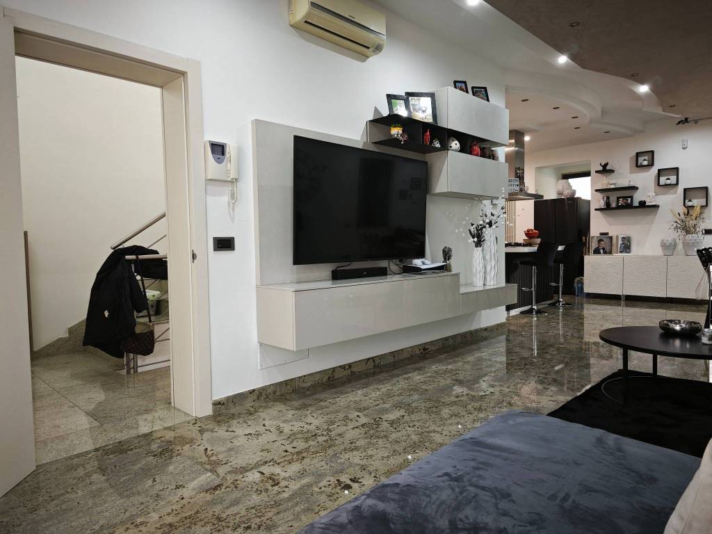 Casa indipendente a Triggiano in Via Trieste - Foto 3