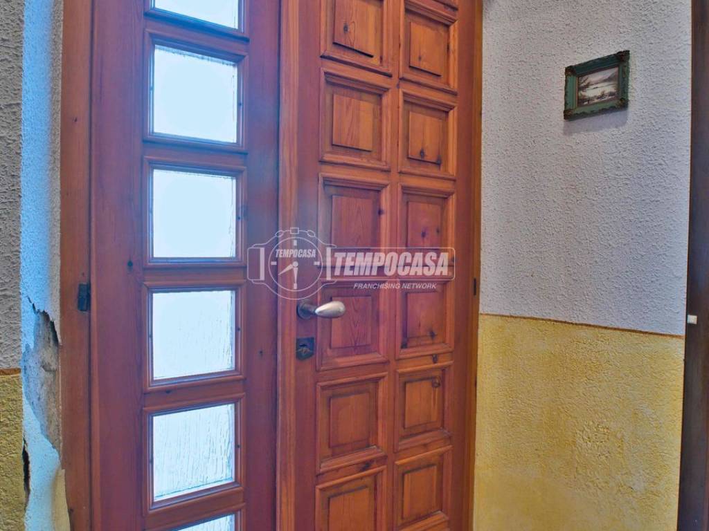 Casa indipendente a Galliate in Via Giuseppe Garibaldi - Foto 4