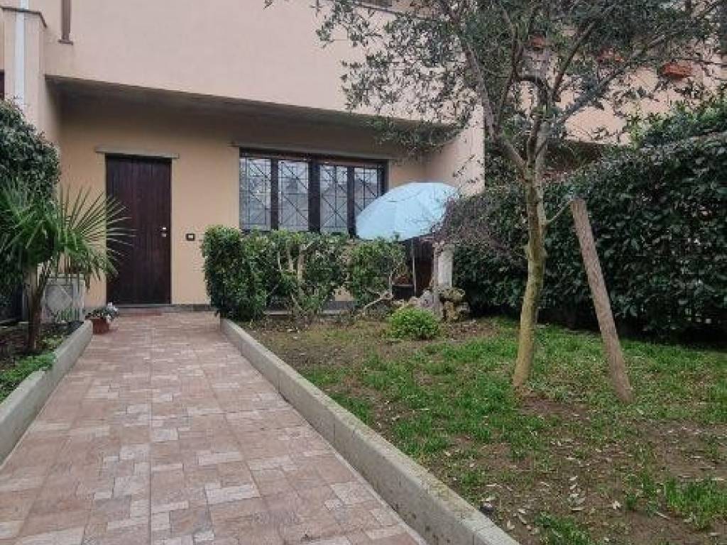 Appartamento a Bollate in Via Antonio Meucci, 15 - Foto 4