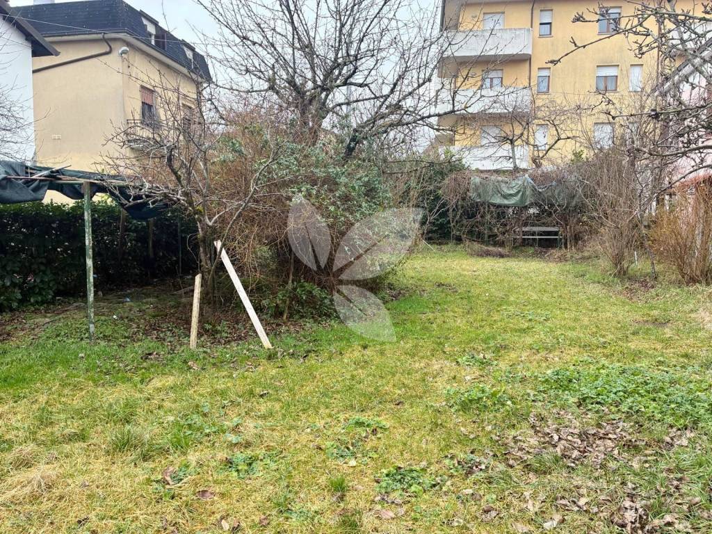 Villa a Borgo val di taro in Via Taro, 10 - Foto 4