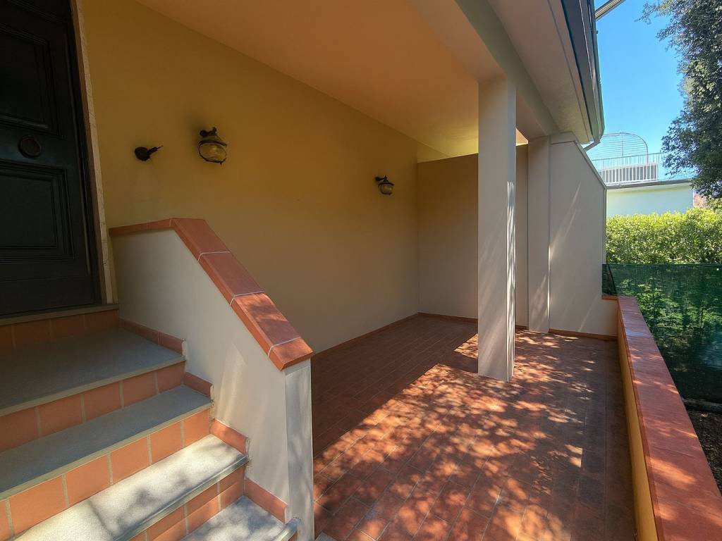 Appartamento a Pietrasanta in Via Livorno - Foto 3