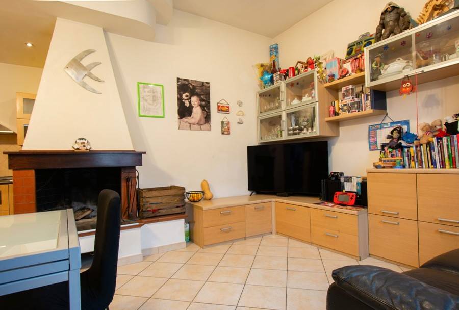 Appartamento a Pistoia in Via Montalese, 84 - Foto 3
