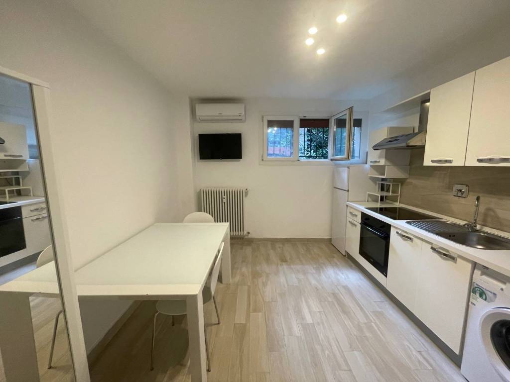 Appartamento a Bologna in Via Mascarella, 87 - Foto 2